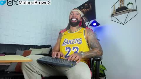 Snapshot of casticatheking chatting on 10-15-25, 06:52 Matheo Brown online show from 10-15-25, 06:52
