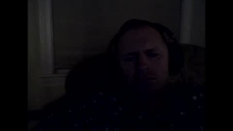 castlecrester online show from 10-28-25, 01:53