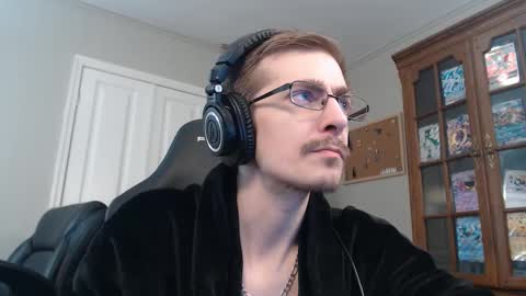 casuallycorrupt online show from 12-21-25, 10:33