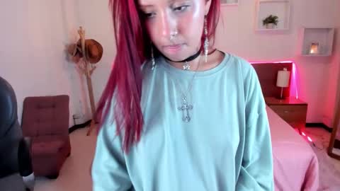 Karol  online show from 10-25-25, 01:40