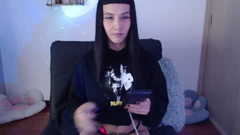 Snapshot of cat_black___ chatting on 01-16-25, 02:30 cat online show from 01-16-25, 02:30