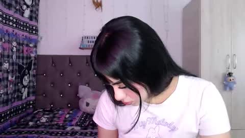 Mila online show from 02-11-26, 06:18