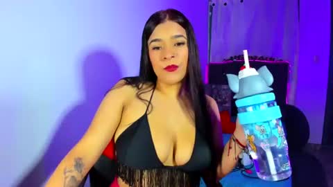 Snapshot of cata_lina_132 chatting on 08-06-26, 01:51 catalina online show from 08-06-26, 01:51