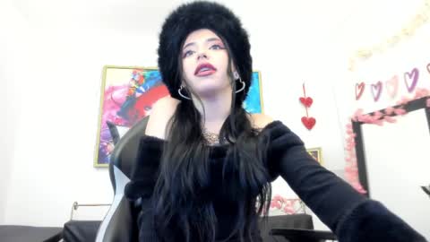 Snapshot of cata_naugthy_ chatting on 04-21-26, 01:17 Cata online show from 04-21-26, 01:17