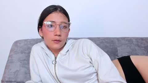 Snapshot of catalella_0 chatting on 07-05-26, 11:39 Catalella online show from 07-05-26, 11:39