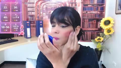 Queen Catalella online show from 10-10-25, 03:16