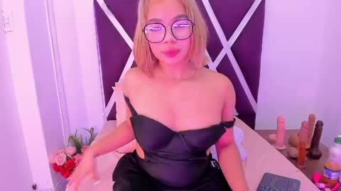 Snapshot of cataleya_bianchi chatting on 05-31-26, 03:58 Cataleya online show from 05-31-26, 03:58