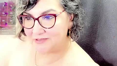 Snapshot of cataleya_mom_ chatting on 05-01-26, 03:00 cataleya online show from 05-01-26, 03:00