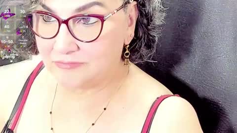 Snapshot of cataleya_mom_ chatting on 05-06-26, 04:08 cataleya online show from 05-06-26, 04:08