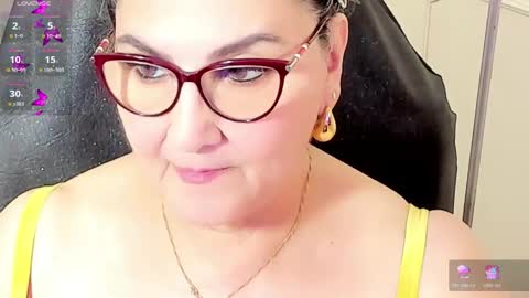Snapshot of cataleya_mom_ chatting on 05-20-26, 07:31 cataleya online show from 05-20-26, 07:31