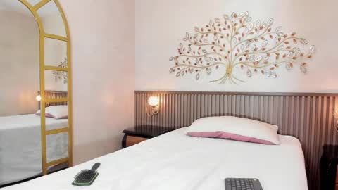 Cataleya  online show from 10-08-25, 02:31