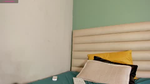 cataleya smith20 online show from 01-22-25, 01:42