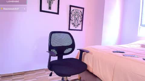 Snapshot of cataliina_santhana chatting on 05-04-26, 03:08 Catalina online show from 05-04-26, 03:08