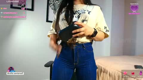 Snapshot of cataliina_santhana chatting on 05-21-26, 10:39 Catalina online show from 05-21-26, 10:39