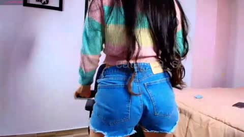 Snapshot of cataliina_santhana chatting on 05-29-26, 08:40 Catalina online show from 05-29-26, 08:40