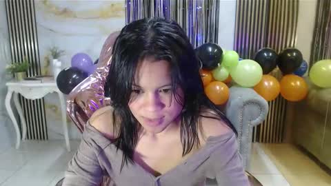 Catalina  online show from 10-29-25, 01:24