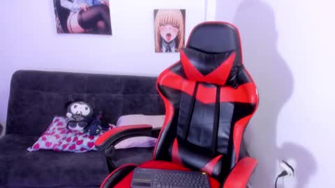 Snapshot of catalina_prada_ chatting on 02-23-25, 08:00 Catalina online show from 02-23-25, 08:00