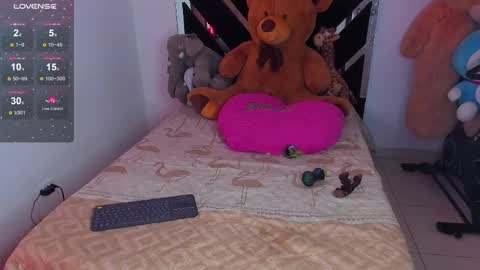 Catalina  online show from 02-27-25, 02:10