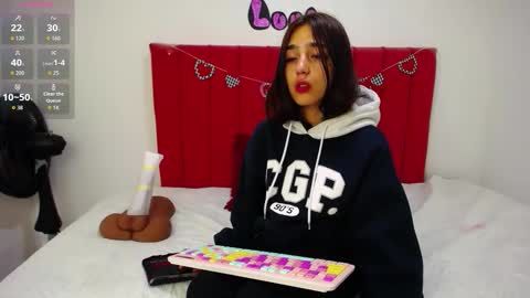 Catalina   online show from 09-19-25, 02:46