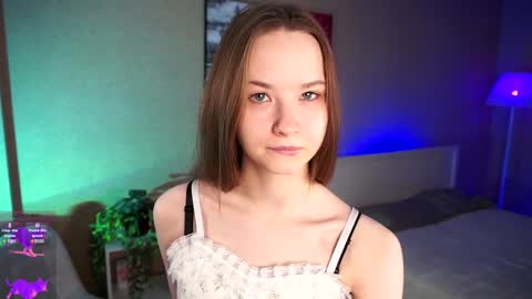 Snapshot of cateclem chatting on 12-18-24, 07:47 Kate online show from 12-18-24, 07:47