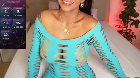 Snapshot of caterinezapataa chatting on 01-07-25, 08:31 Caterine Zapata online show from 01-07-25, 08:31