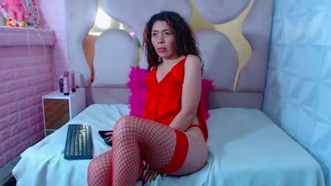 Snapshot of cathaleyahh chatting on 01-04-25, 08:49 cathaleyahh online show from 01-04-25, 08:49