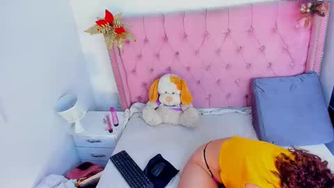 Snapshot of cathaleyahh chatting on 01-15-25, 02:17 cathaleyahh online show from 01-15-25, 02:17