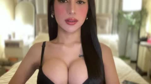 Snapshot of cathalina_goddess chatting on 06-13-26, 10:02 cathalina harake online show from 06-13-26, 10:02
