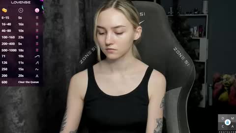 Snapshot of cathell chatting on 03-04-26, 03:51 Sam online show from 03-04-26, 03:51