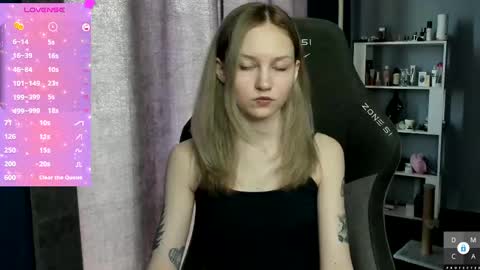 Snapshot of cathell chatting on 05-31-26, 01:51 Sam online show from 05-31-26, 01:51