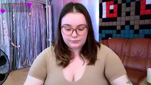 catherineclaire online show from 07-17-26, 04:34