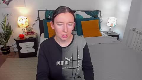 Catrin online show from 12-10-24, 05:07