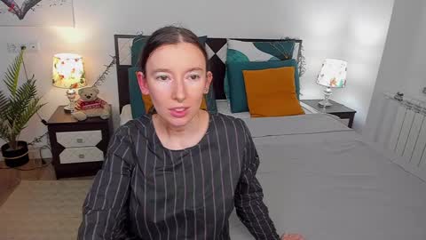 Catrin online show from 12-22-24, 06:49