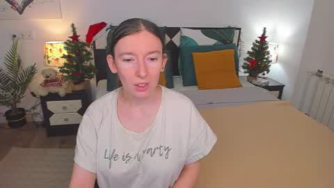 Catrin online show from 01-07-25, 05:22