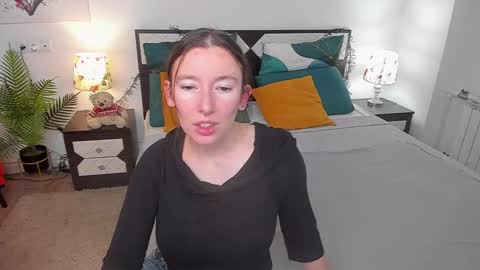 Catrin online show from 09-15-25, 07:30