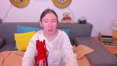 Catrin online show from 11-24-25, 04:34