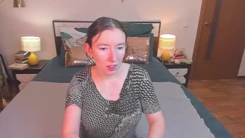 Snapshot of catherinewalls chatting on 02-03-26, 03:26 Catrin online show from 02-03-26, 03:26