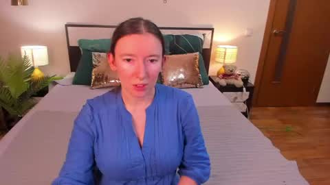 Snapshot of catherinewalls chatting on 03-02-26, 03:52 Catrin online show from 03-02-26, 03:52