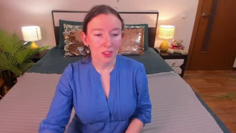 Catrin online show from 03-27-26, 04:51
