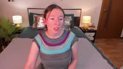 Snapshot of catherinewalls chatting on 06-27-26, 03:11 Catrin online show from 06-27-26, 03:11