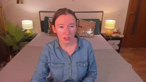 Snapshot of catherinewalls chatting on 07-21-26, 03:31 Catrin online show from 07-21-26, 03:31
