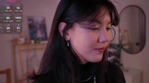 Lee online show from 10-27-25, 05:17