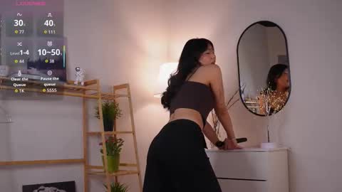 Lee online show from 11-18-25, 03:16