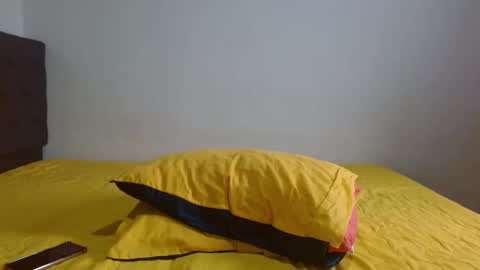 cathot1998 online show from 04-13-26, 02:00