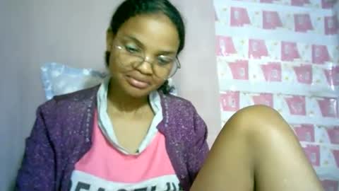 Snapshot of cathyxlisa chatting on 05-05-26, 10:01 CathyXLisa online show from 05-05-26, 10:01