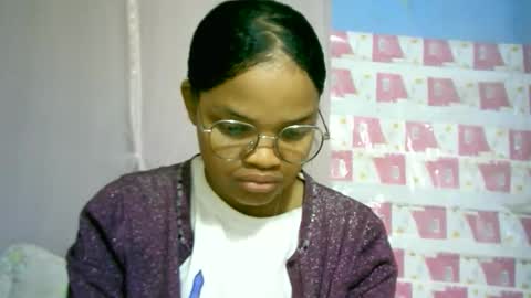 Snapshot of cathyxlisa chatting on 05-20-26, 05:46 CathyXLisa online show from 05-20-26, 05:46