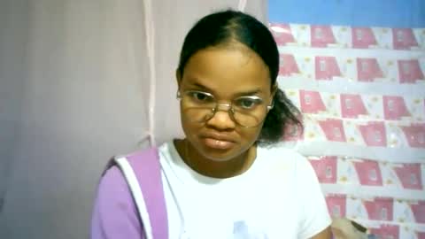 Snapshot of cathyxlisa chatting on 05-27-26, 06:32 CathyXLisa online show from 05-27-26, 06:32