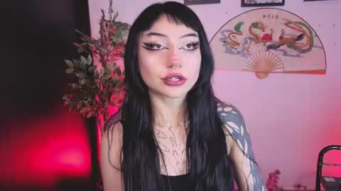 Snapshot of cati_petite chatting on 07-03-26, 07:59 Cati help me reach my goal of 100 thumbs up again 3 online show from 07-03-26, 07:59