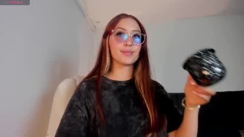 Snapshot of catimore chatting on 06-24-26, 03:44 Catimore online show from 06-24-26, 03:44