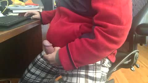 Snapshot of catmandoo21001 chatting on 12-06-24, 08:29 catmandoo21001 online show from 12-06-24, 08:29